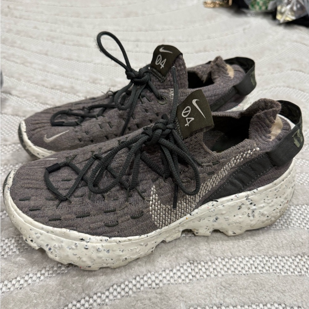 Nike space hippie sneaker